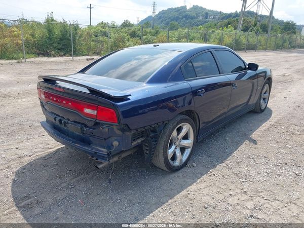 2013 DODGE CHARGER R/T — I4
