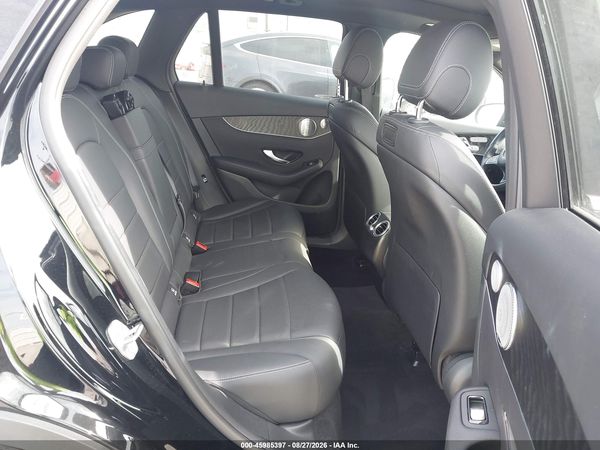 2018 MERCEDES-BENZ GLC 300 4MATIC — I8