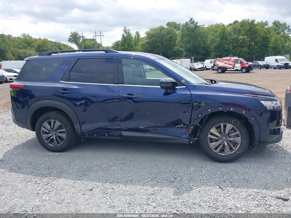 2022 NISSAN PATHFINDER SV 4WD — I152