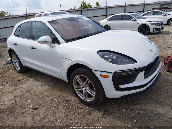 2022 PORSCHE MACAN — I1