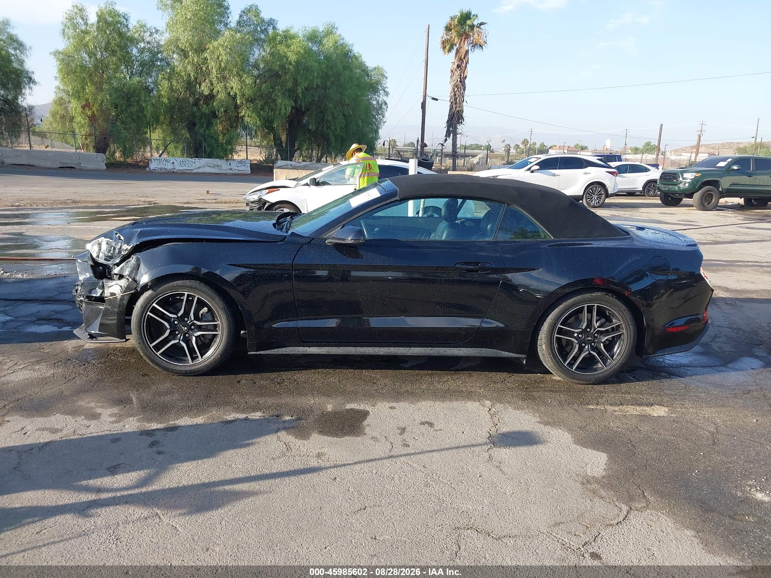 2023 FORD MUSTANG ECOBOOST PREMIUM