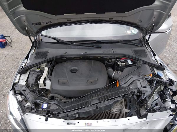 2018 VOLVO V60 T5 DYNAMIC — I10