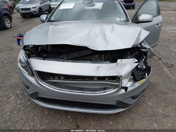 2018 VOLVO V60 T5 DYNAMIC — I152