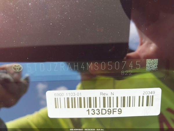 2021 TOYOTA HIGHLANDER XSE