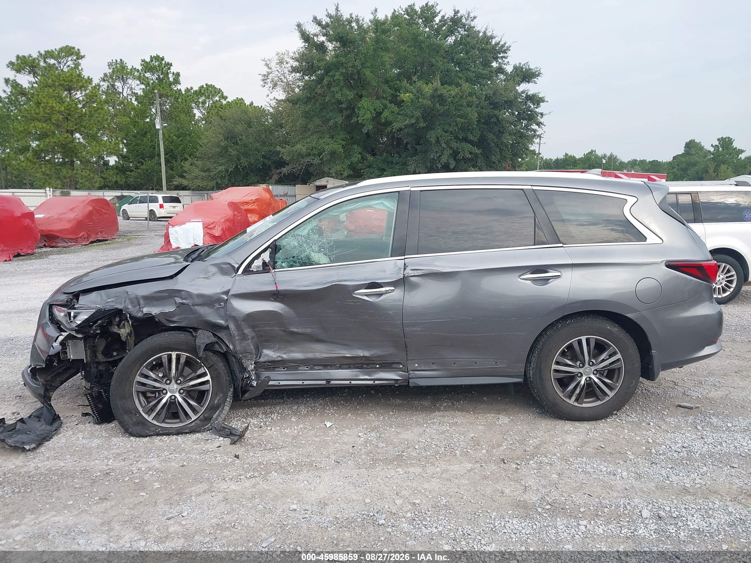2019 INFINITI QX60 LUXE