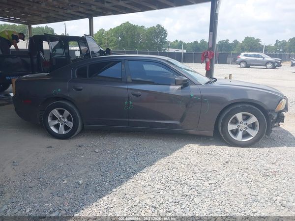 2014 DODGE CHARGER SE — I116
