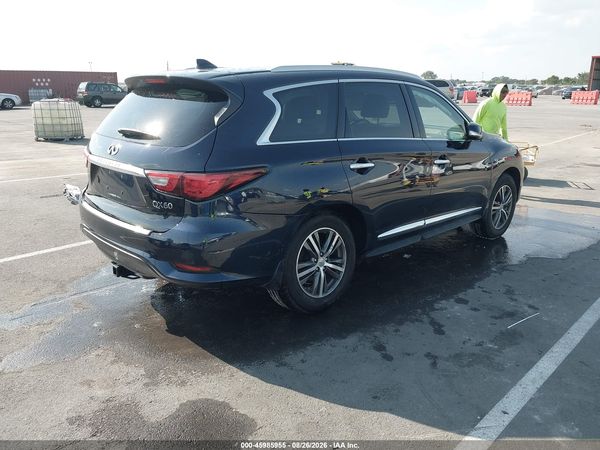 2017 INFINITI QX60 — I4
