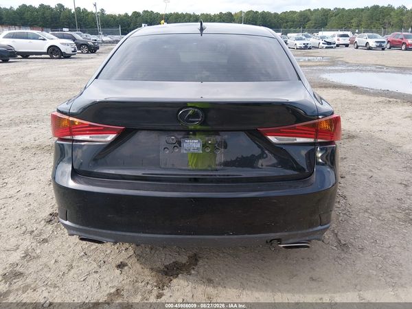 2018 LEXUS IS 300 — I119