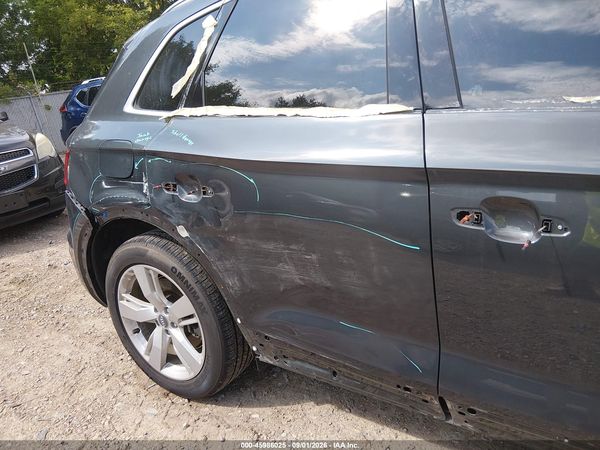 2019 AUDI Q5 45 PREMIUM — I152