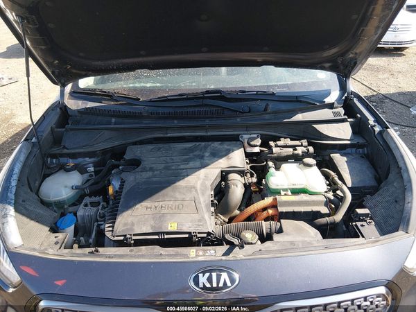 2018 KIA NIRO EX — I10