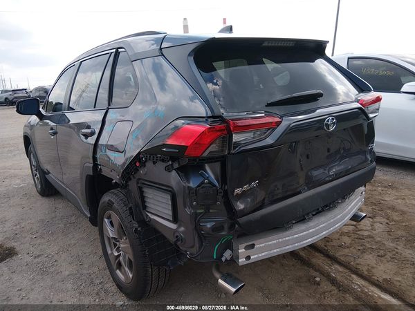 2024 TOYOTA RAV4 XLE — I3