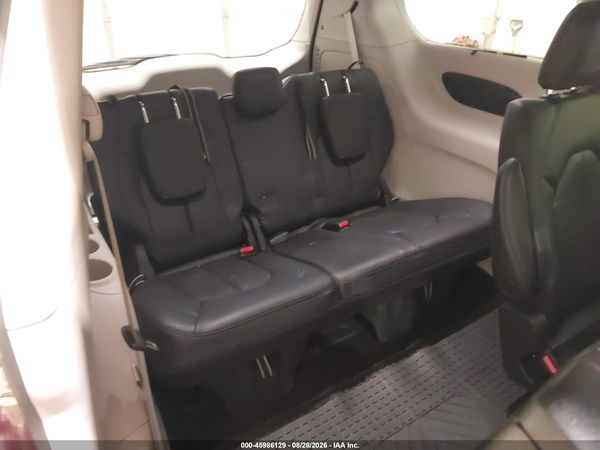2021 CHRYSLER PACIFICA TOURING L — I153