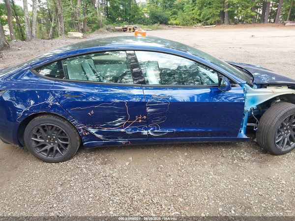 2025 TESLA MODEL 3 — I6