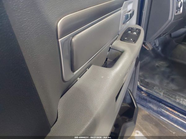 2017 RAM 1500 TRADESMAN  4X4 8' BOX — I71