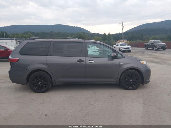 2017 TOYOTA SIENNA XLE 7 PASSENGER
