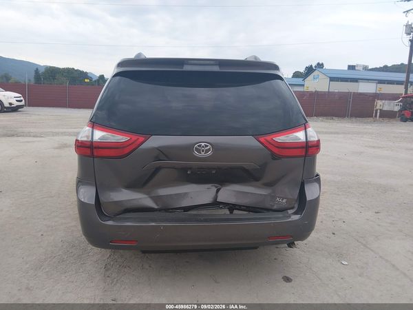 2017 TOYOTA SIENNA XLE 7 PASSENGER