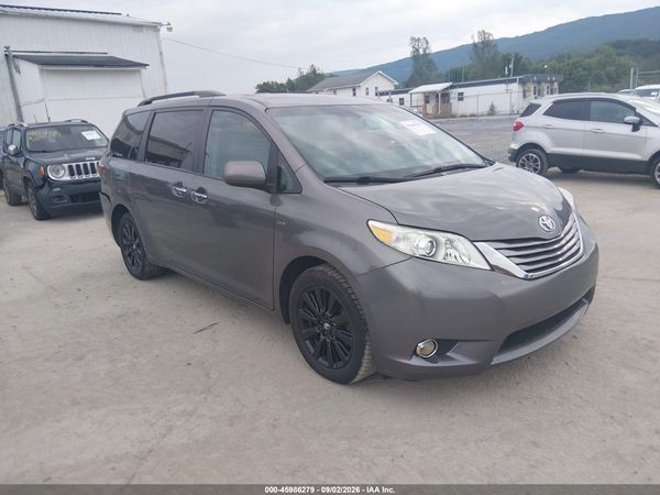 2017 TOYOTA SIENNA XLE 7 PASSENGER