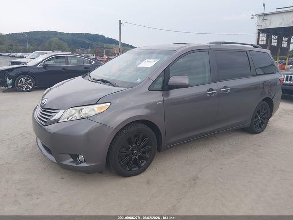 2017 TOYOTA SIENNA XLE 7 PASSENGER