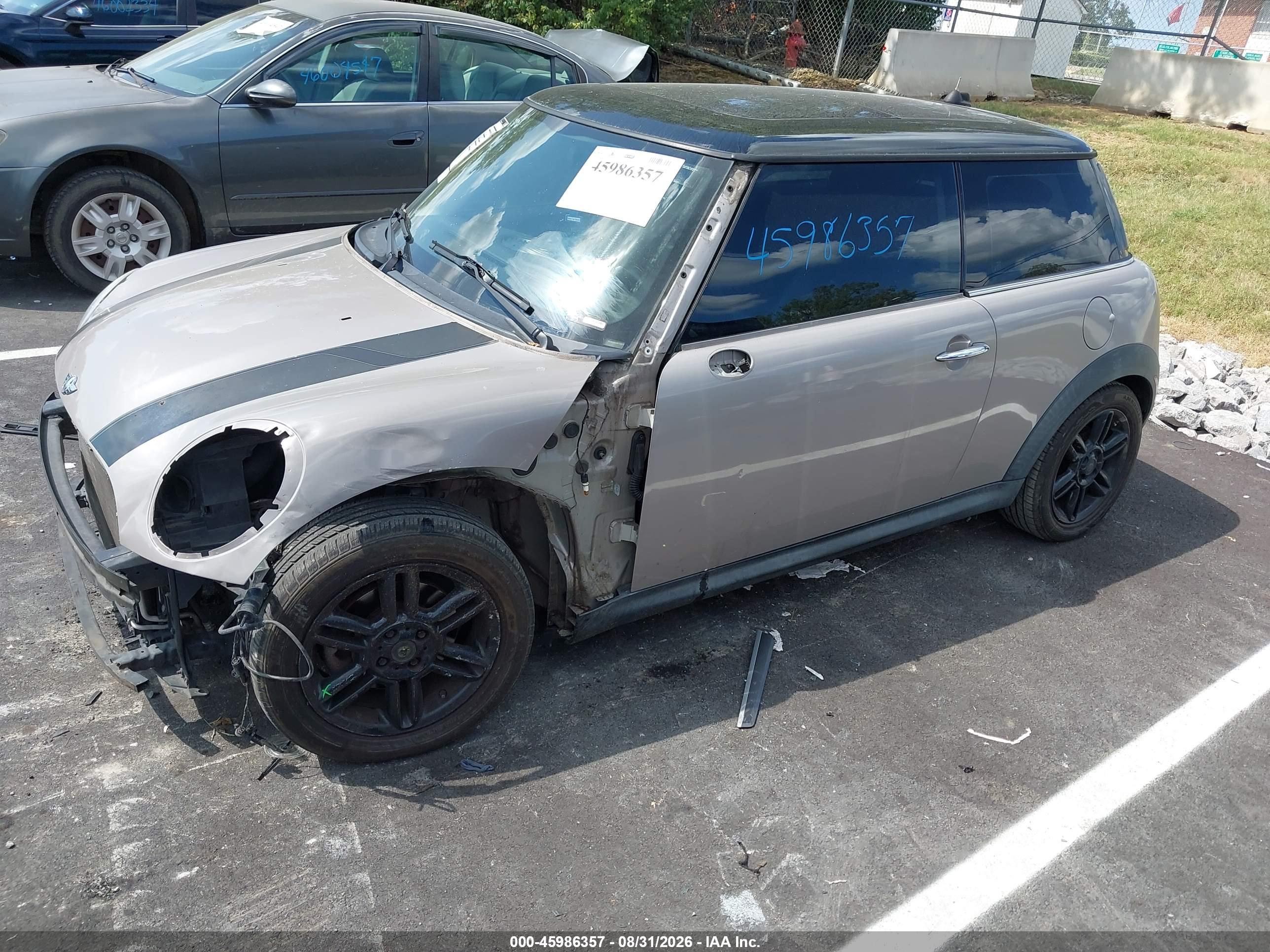 2012 MINI COOPER — I2