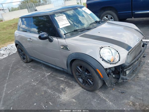 2012 MINI COOPER — I1