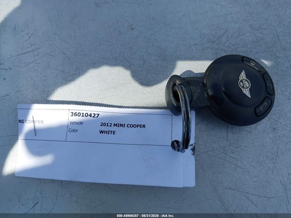 2012 MINI COOPER — I11