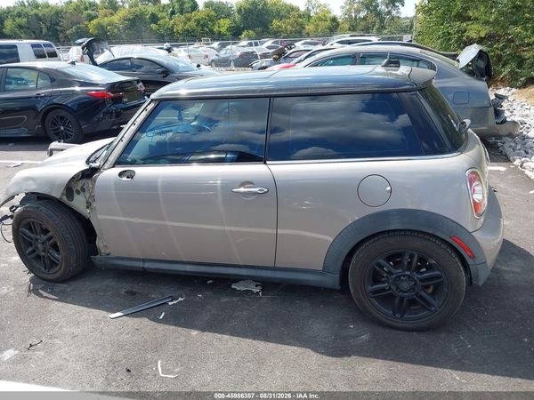 2012 MINI COOPER — I117