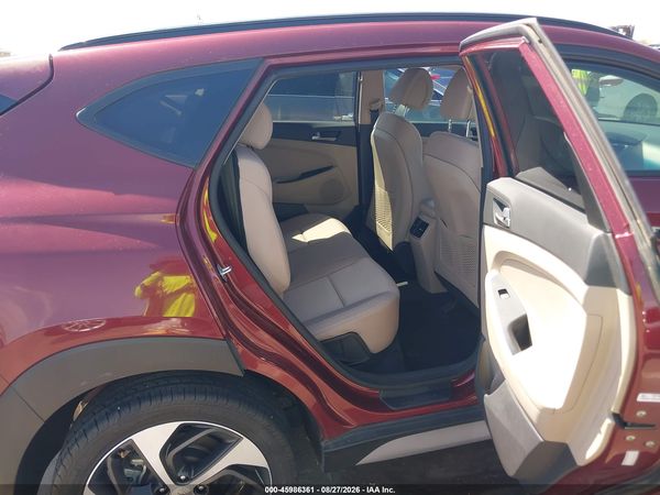 2017 HYUNDAI TUCSON VALUE — I8
