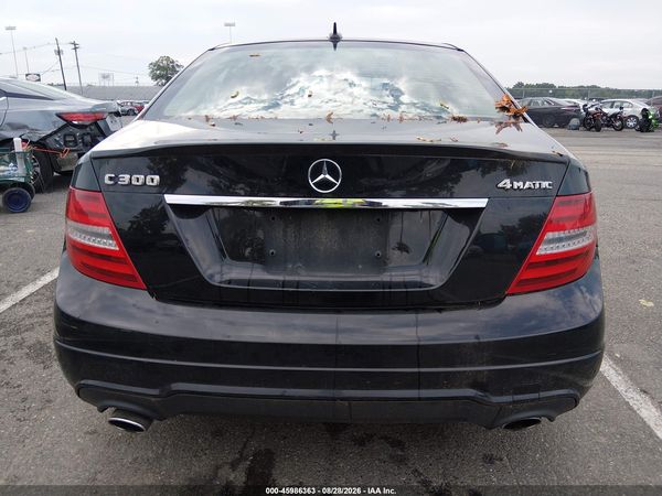 2013 MERCEDES-BENZ C 300 SPORT 4MATIC