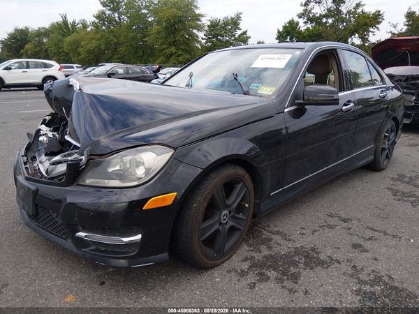 2013 MERCEDES-BENZ C 300 SPORT 4MATIC