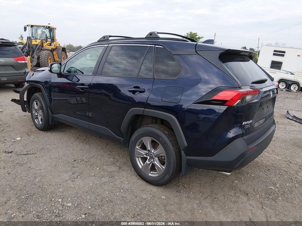 2023 TOYOTA RAV4 XLE — I3