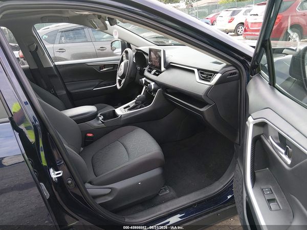 2023 TOYOTA RAV4 XLE — I5