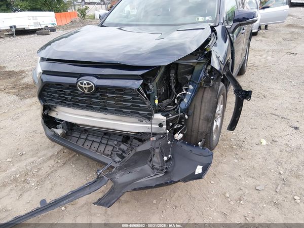 2023 TOYOTA RAV4 XLE — I6