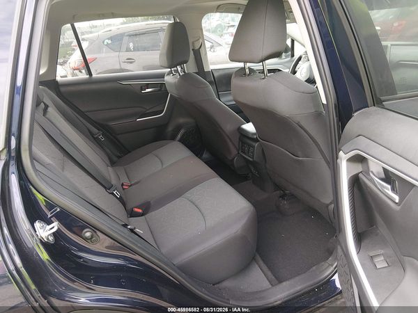 2023 TOYOTA RAV4 XLE — I8
