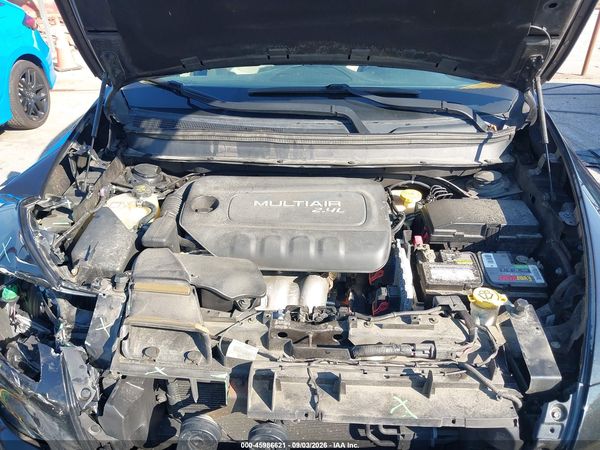 2016 JEEP CHEROKEE SPORT — I10