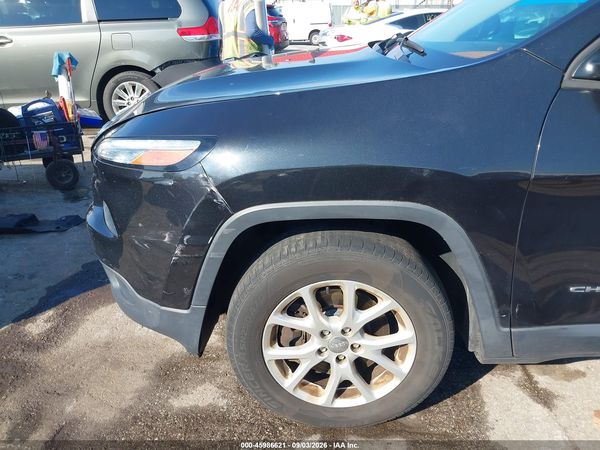 2016 JEEP CHEROKEE SPORT — I156