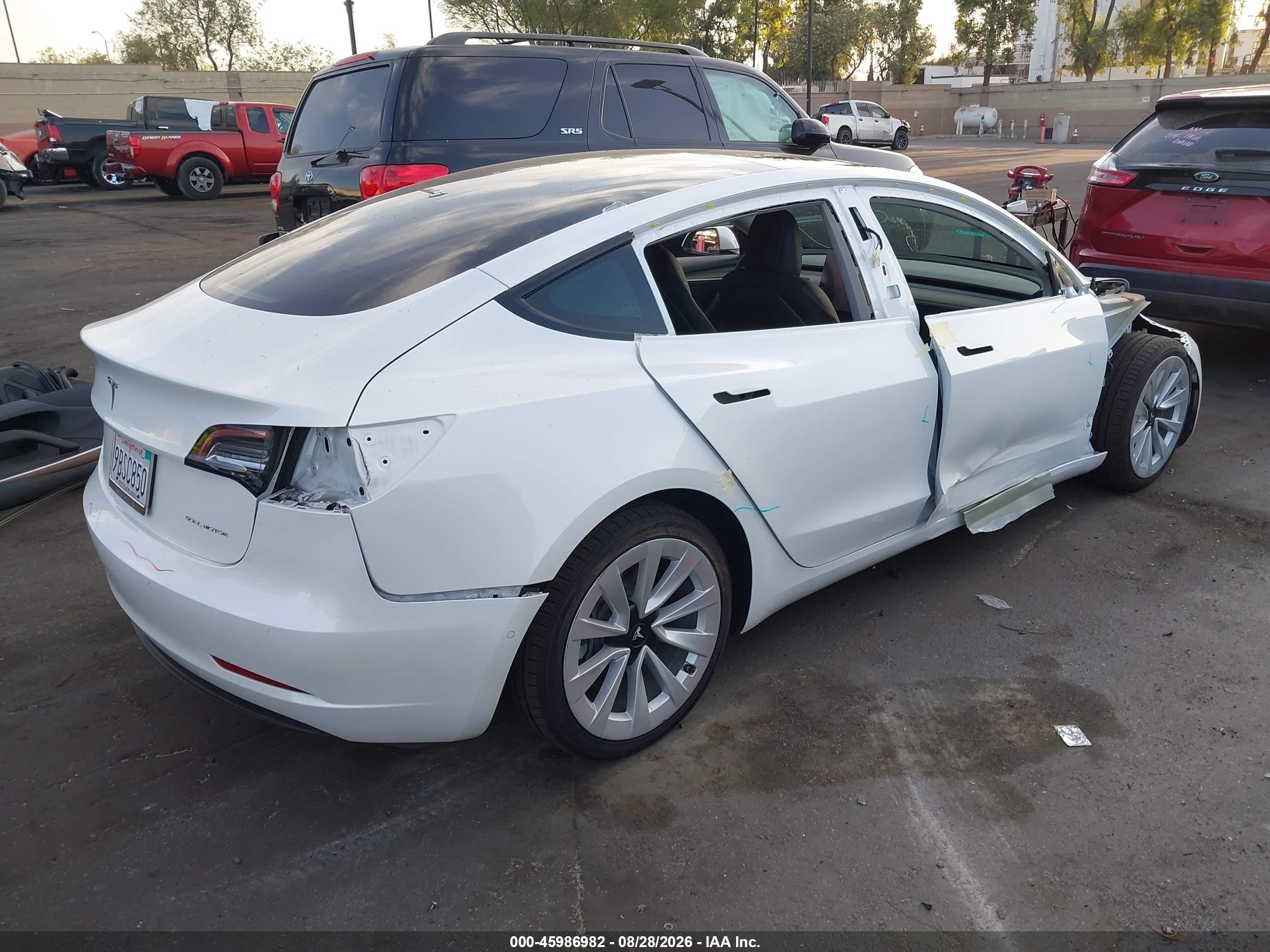 2022 TESLA MODEL 3 — I4