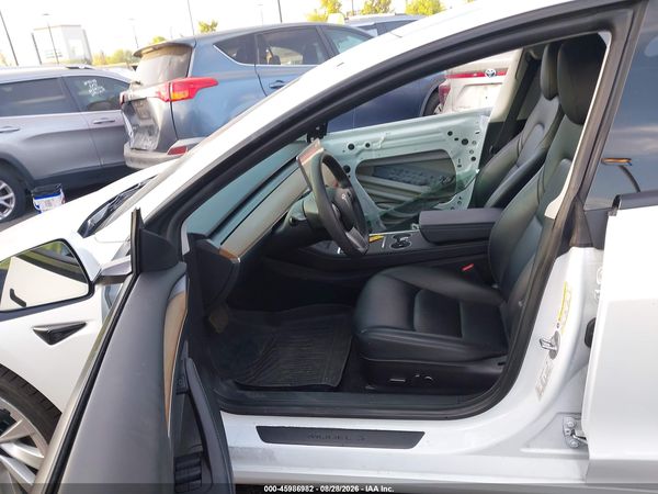 2022 TESLA MODEL 3 — I5