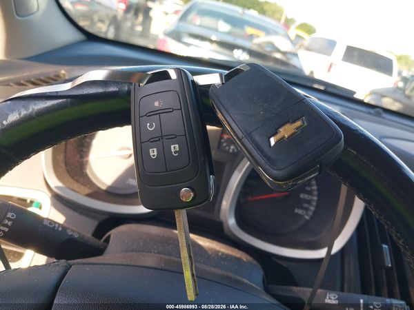 2013 CHEVROLET EQUINOX LT — I11