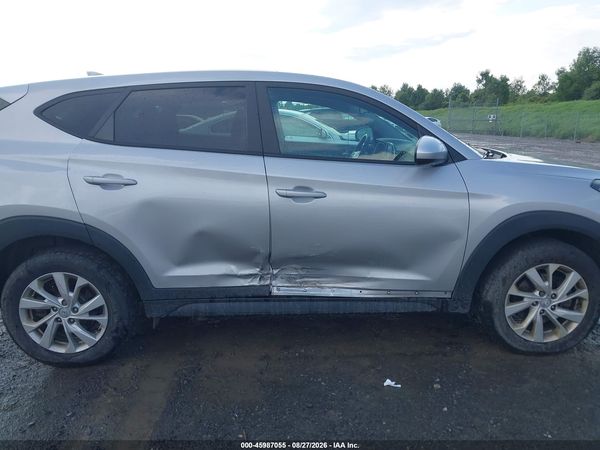 2020 HYUNDAI TUCSON SE — I6