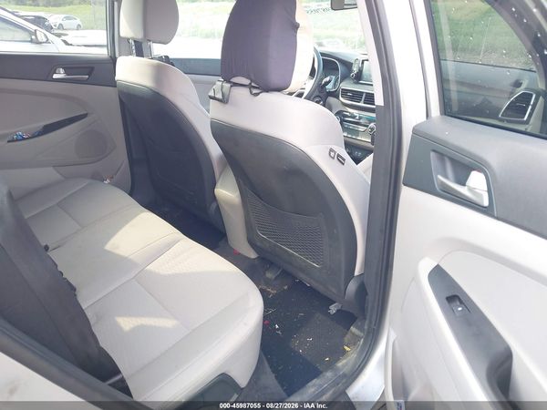 2020 HYUNDAI TUCSON SE — I8