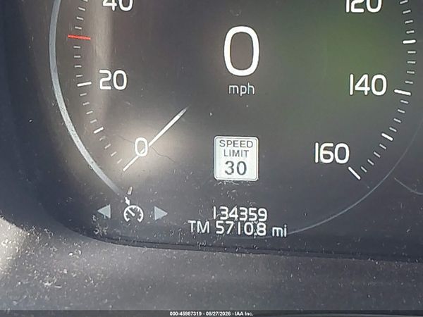 2018 VOLVO XC60 T6 MOMENTUM — I118