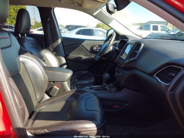 2019 JEEP CHEROKEE TRAILHAWK 4X4