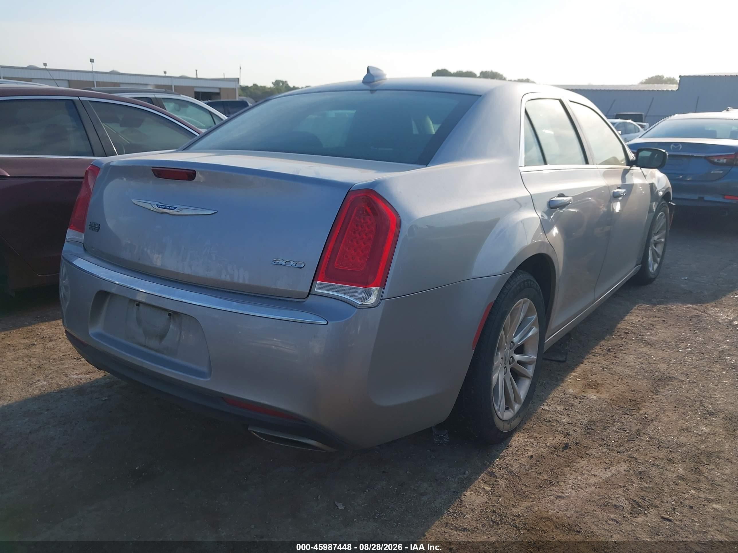 2018 CHRYSLER 300 TOURING — I4