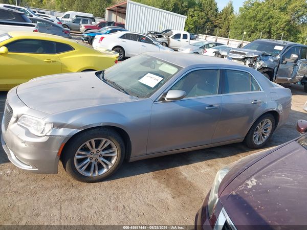 2018 CHRYSLER 300 TOURING — I117