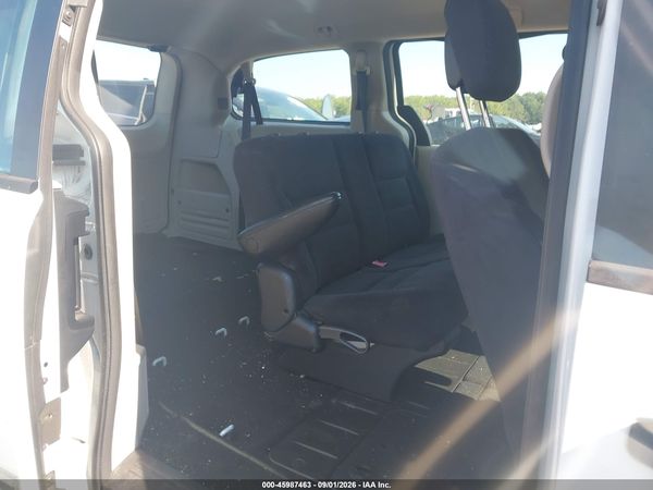 2014 DODGE GRAND CARAVAN AMERICAN VALUE PKG — I8