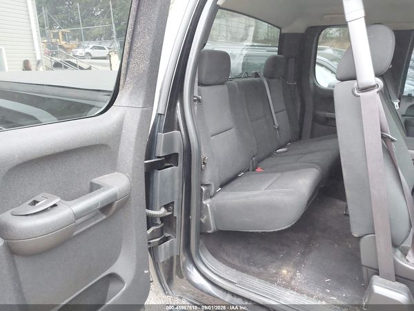 2012 CHEVROLET SILVERADO 1500 LT — I8