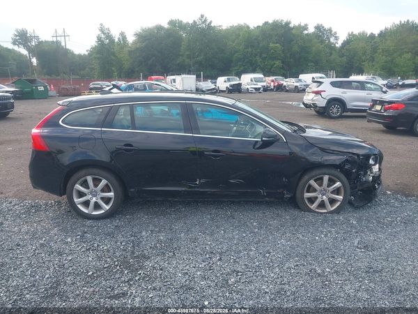 2016 VOLVO V60 T5 DRIVE-E PREMIER — I116