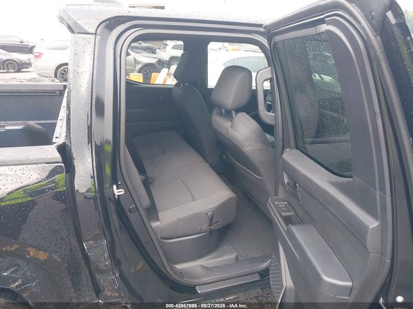 2025 TOYOTA TACOMA DOUBLE CAB/SR5/TRD SPORT — I8