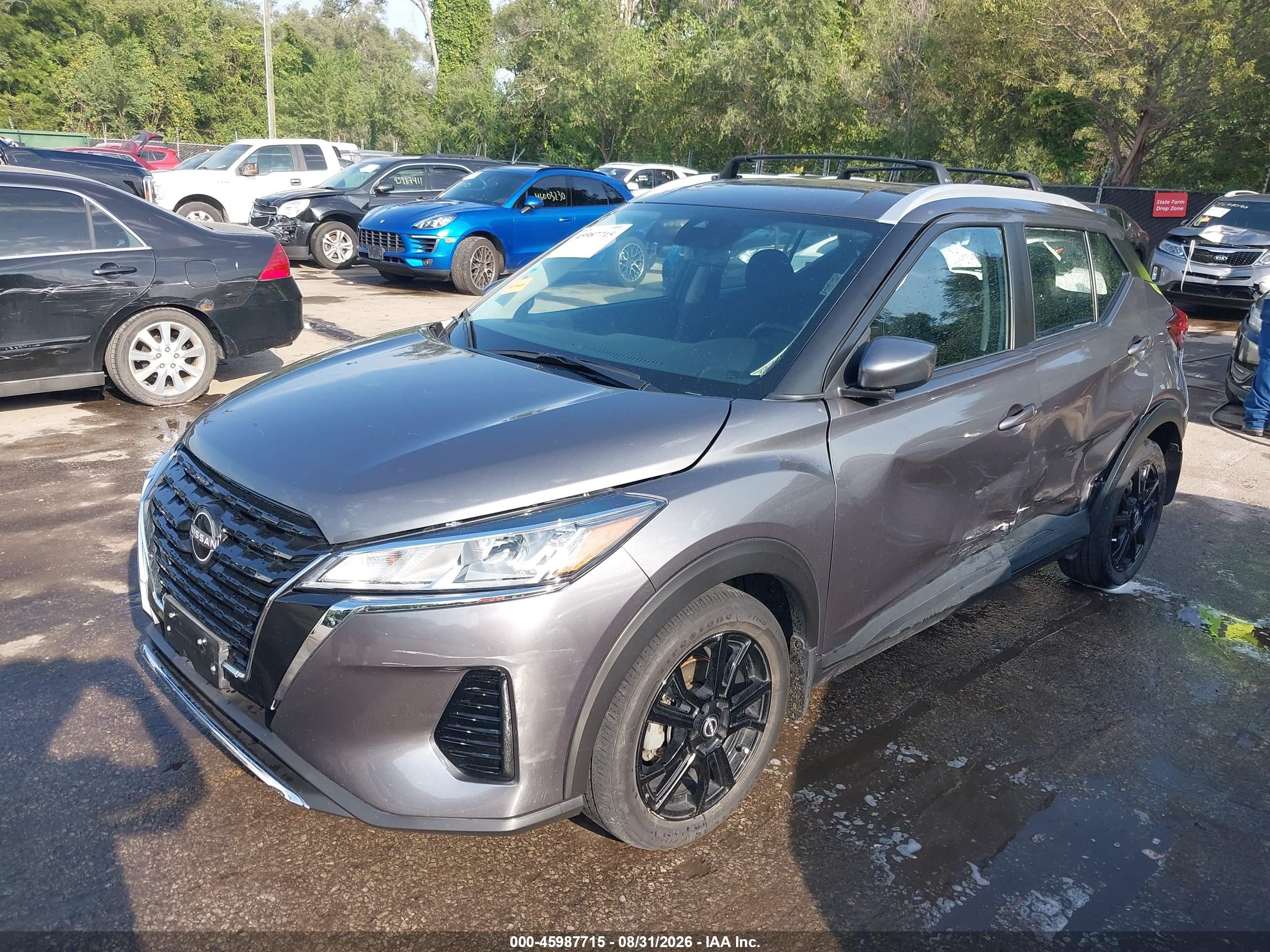 2024 NISSAN KICKS SV XTRONIC CVT — I2