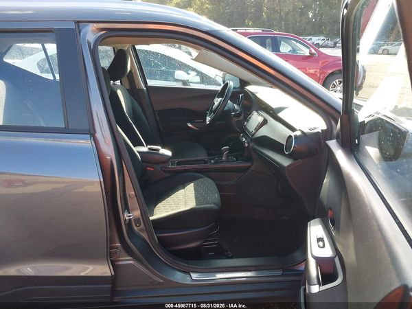 2024 NISSAN KICKS SV XTRONIC CVT — I5